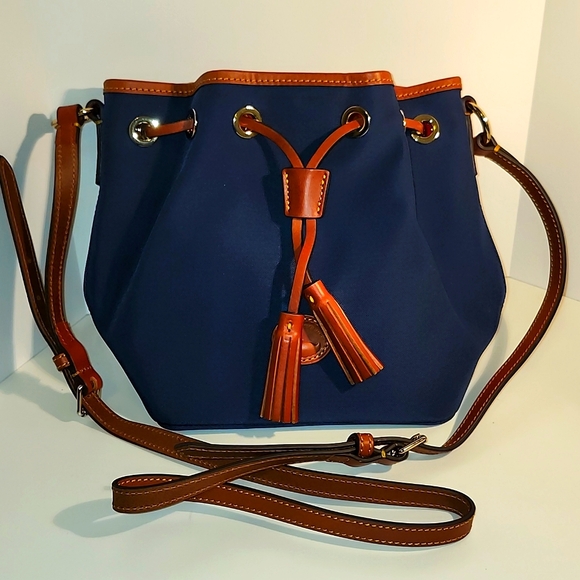 Dooney Bourke (NEW) Kendall Drawstring Bucket Nylon Bag-FINAL Markdown!☆ - Picture 1 of 14